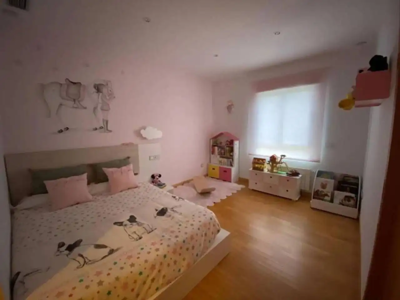 Schlafzimmer von Haus oder Chalet zum Verkauf in Plasencia mit Klimaanlage und Terrasse