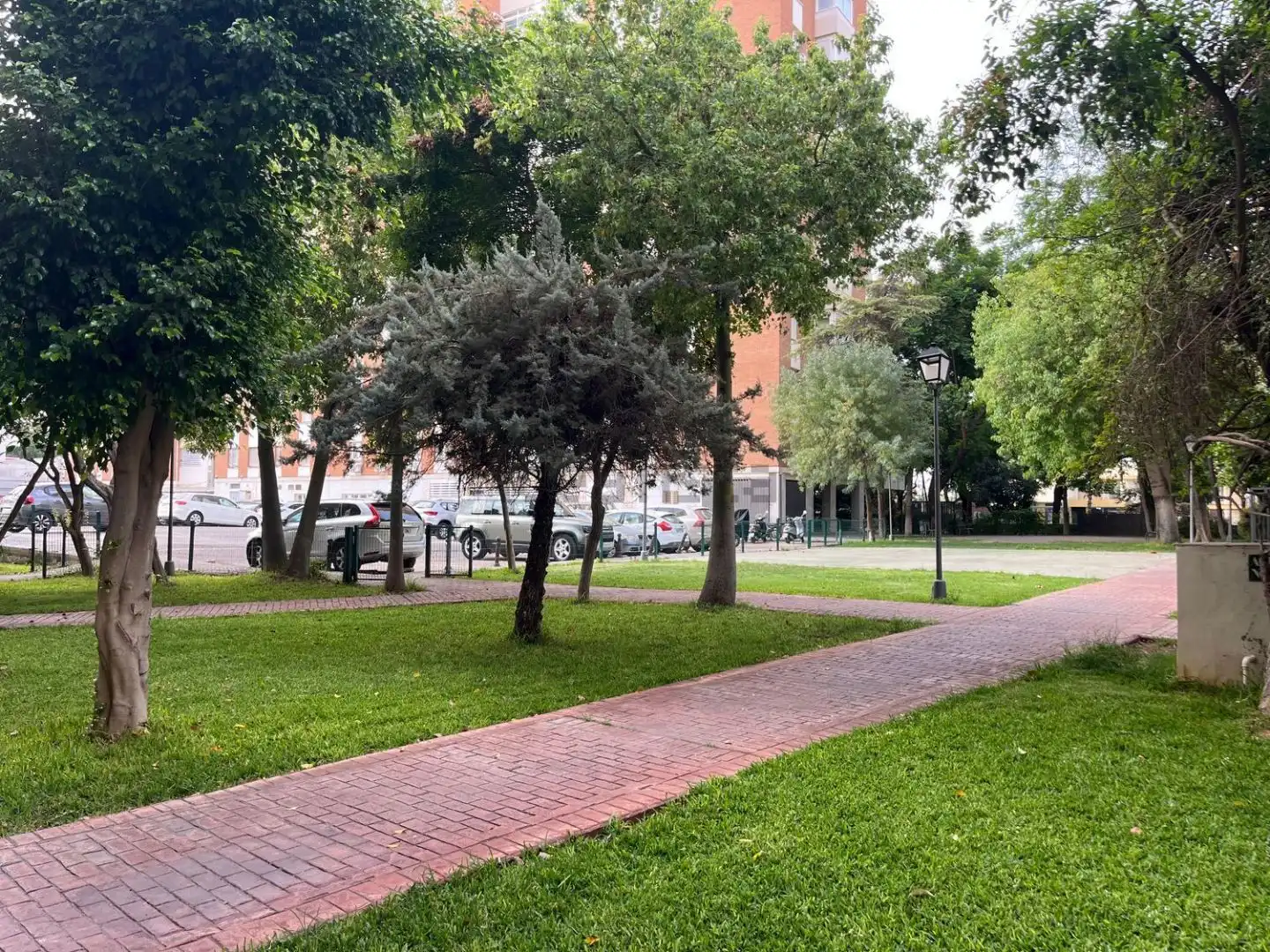 Vista exterior de Piso en venta en  Sevilla Capital con Aire acondicionado, Terraza y Balcón