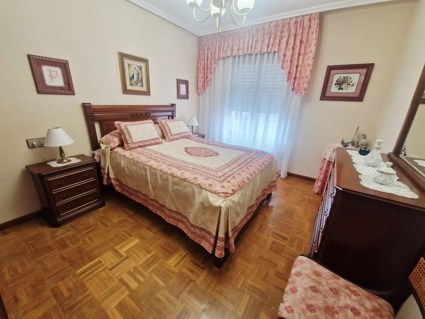 Dormitori de Pis en venda en Avilés amb Calefacció, Parquet i Traster