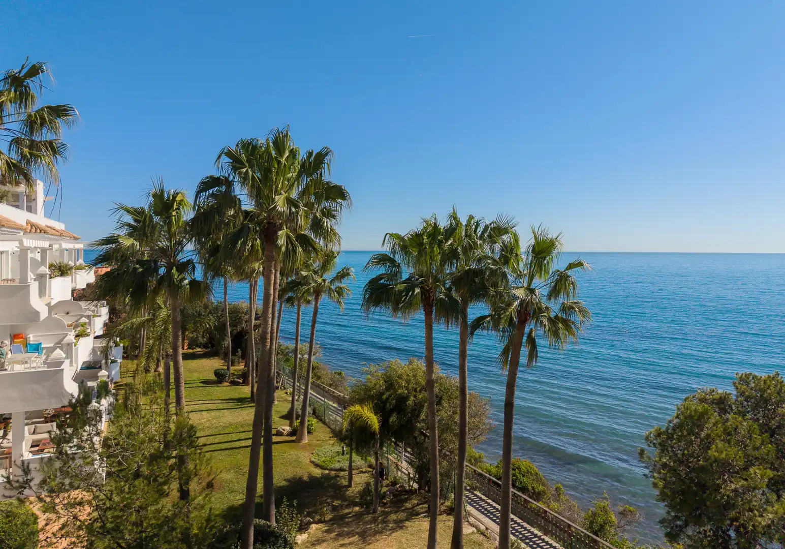 Jardí de Apartament en venda en Estepona amb Aire condicionat, Jardí privat i Terrassa