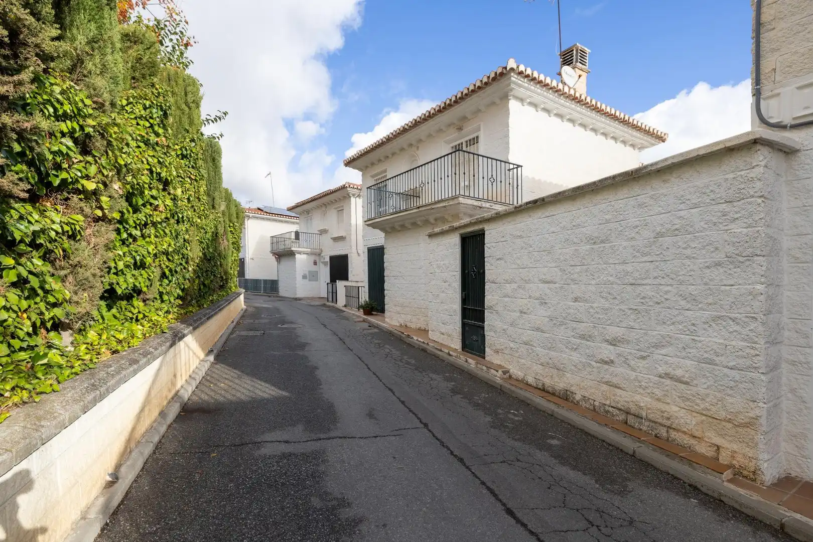 Exterior view of Houses for sale in Gójar  with Air Conditioner, Heating and Private garden