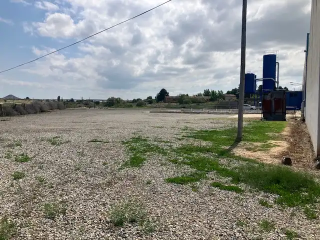 Nave industrial en venta en Fraga