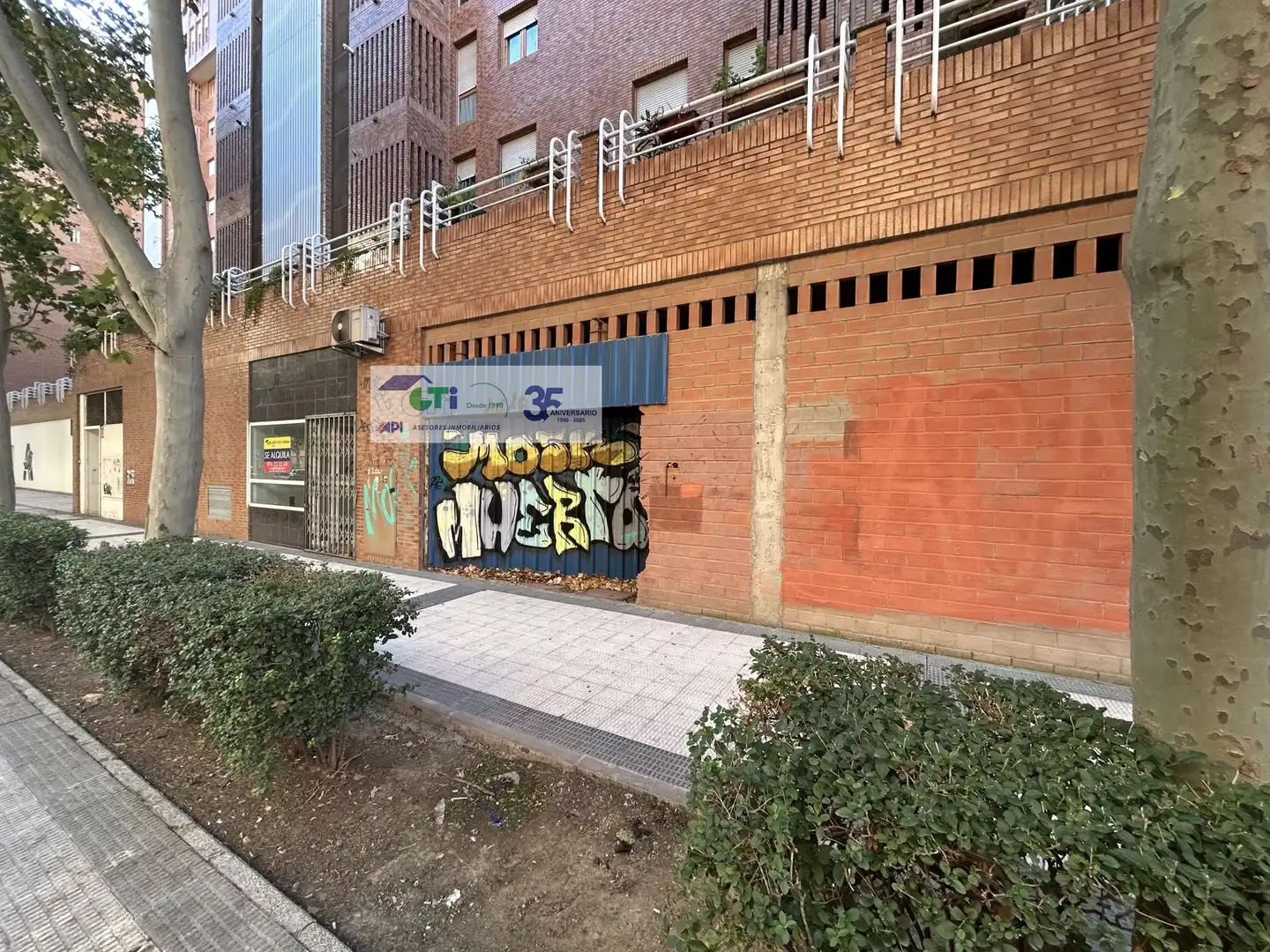 Außenansicht von Geschaftsraum zur Miete in Zaragoza