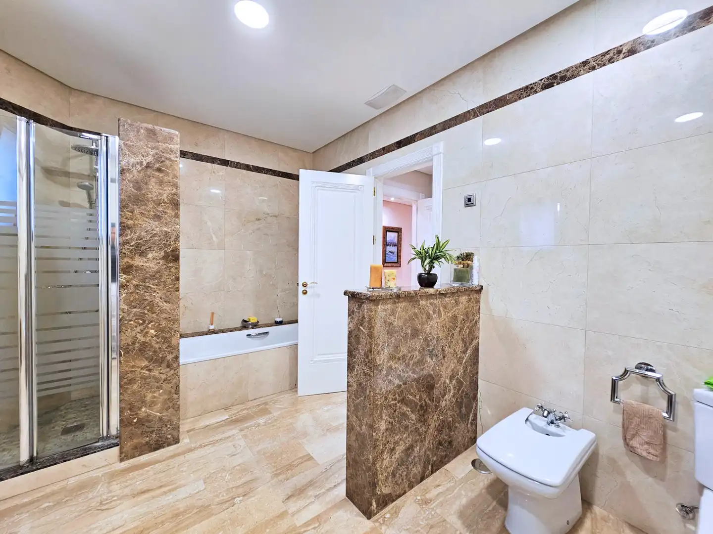Baño de Casa o chalet en venta en Cartagena con Aire acondicionado, Calefacción y Jardín privado