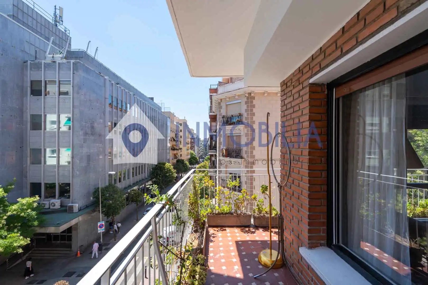 Flat with lift for sale in Calle de la Fuente del Berro, imagen 2