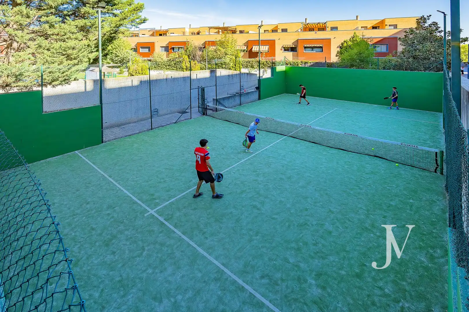 Casa aparellada amb terrassa en venda a Dehesa Vieja - Puente Cultural, imagen 5