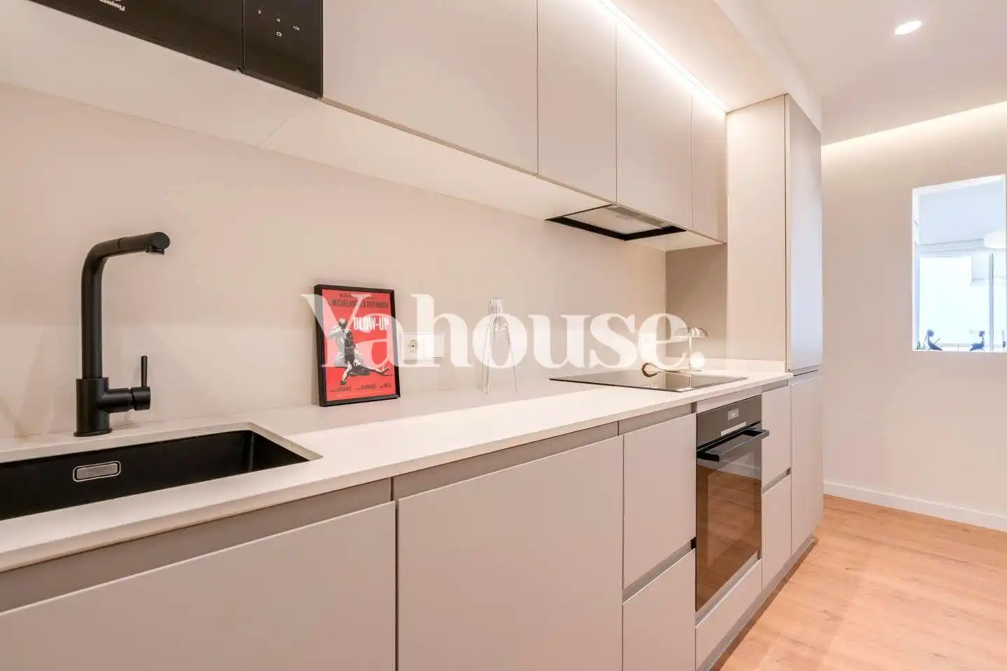 Cuina de Pis en venda en Barcelona amb Aire condicionat, Parquet i Terrassa