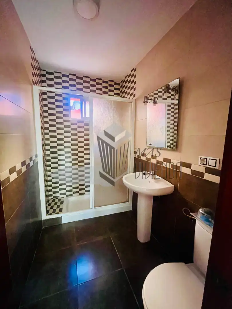 Baño de Piso en venta en Algeciras