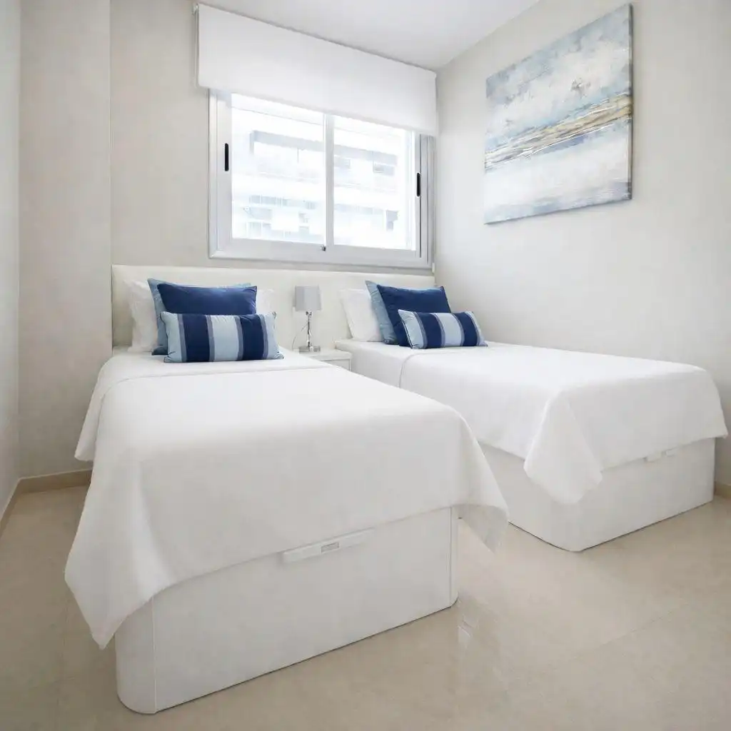 Schlafzimmer von Wohnungen zum Verkauf in Oropesa del Mar / Orpesa mit Klimaanlage, Privatgarten und Terrasse