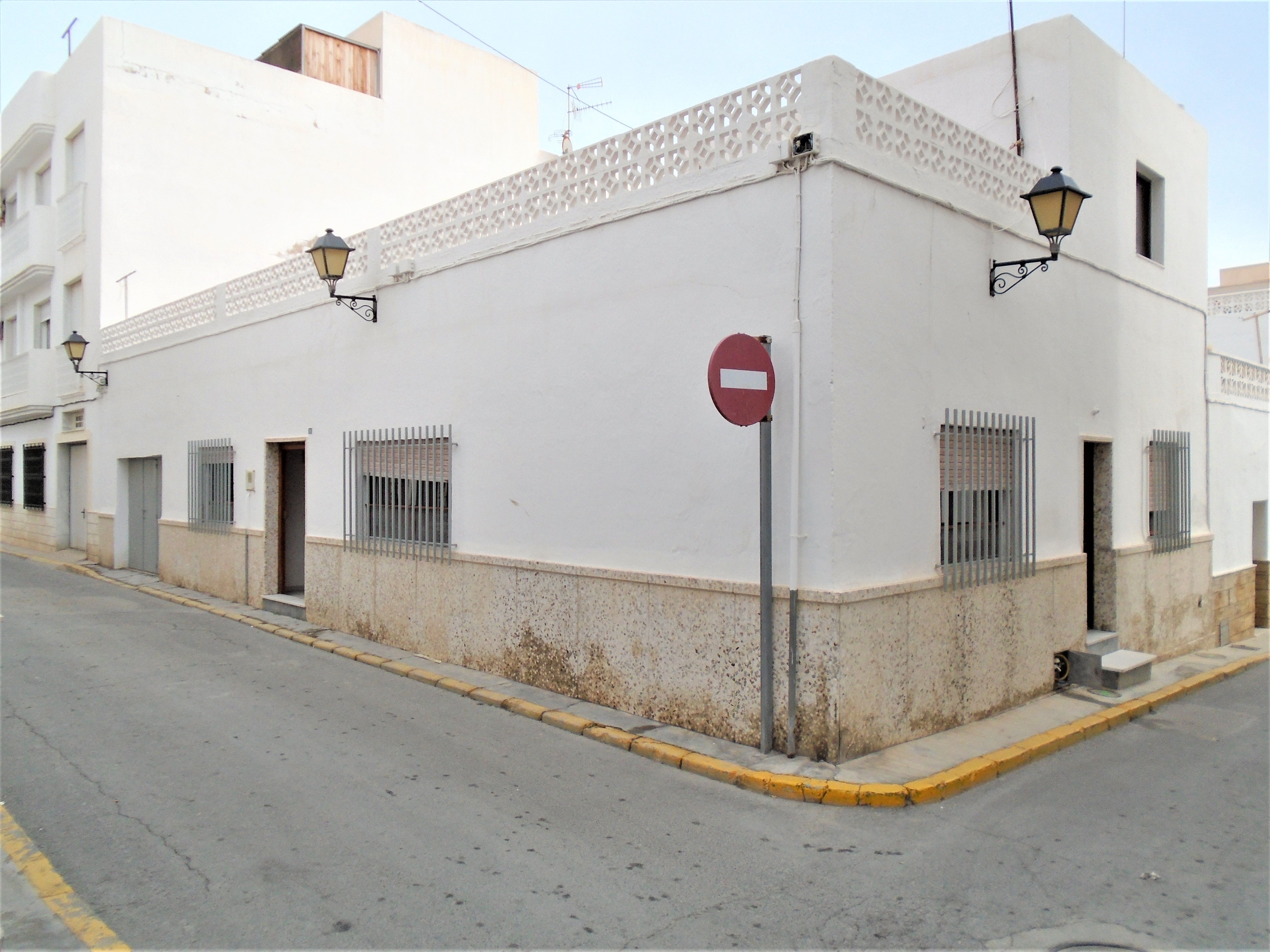 Vista exterior de Casa o xalet en venda en Carboneras