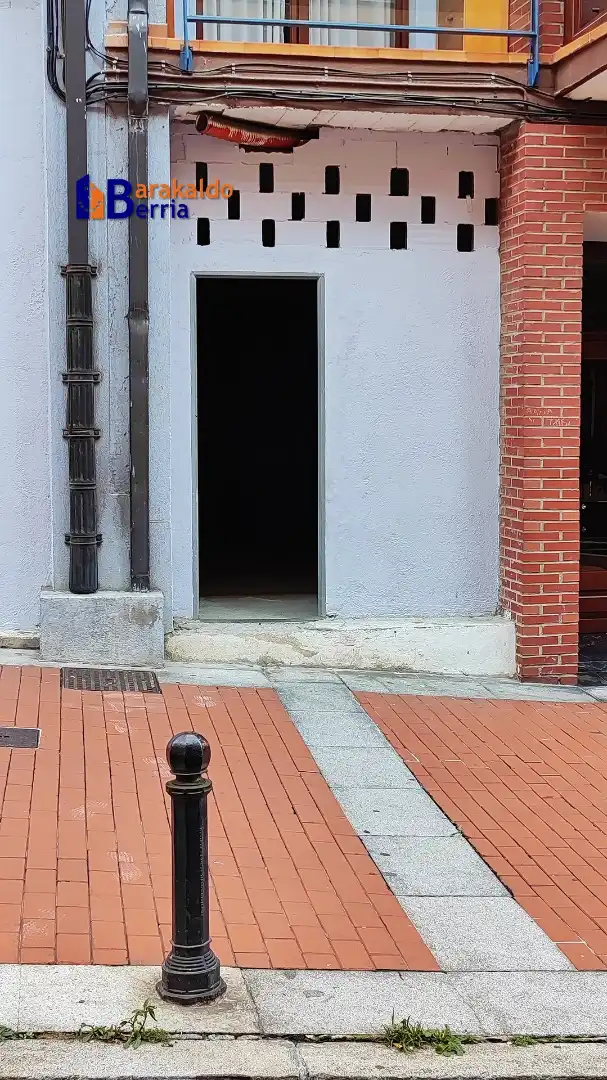 Local comercial en venta en Calle Ibarra Kalea, imagen 2