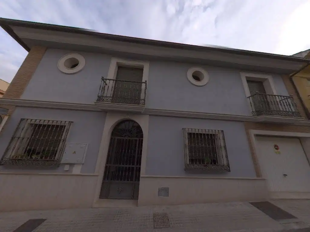 Vista exterior de Casa adosada en venda en Lucena