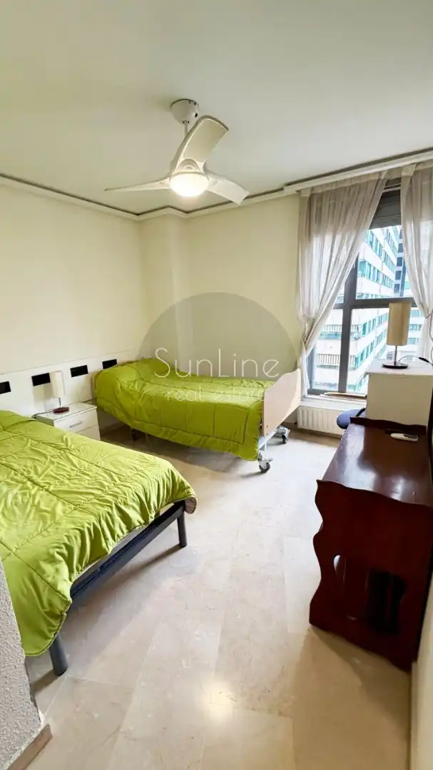 Bedroom of Flat for sale in Valencia  with Air Conditioner, Terrace and Storage room