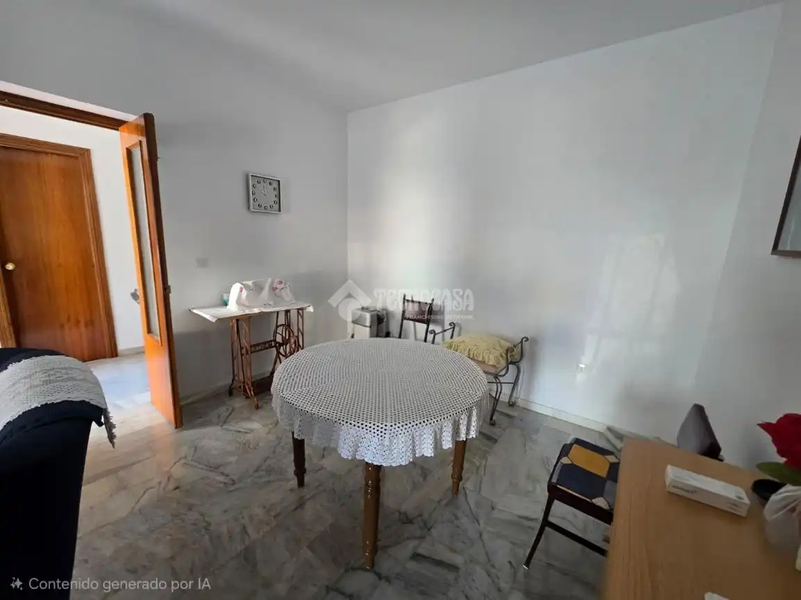 Casa adosada en venta en Morón de la Frontera