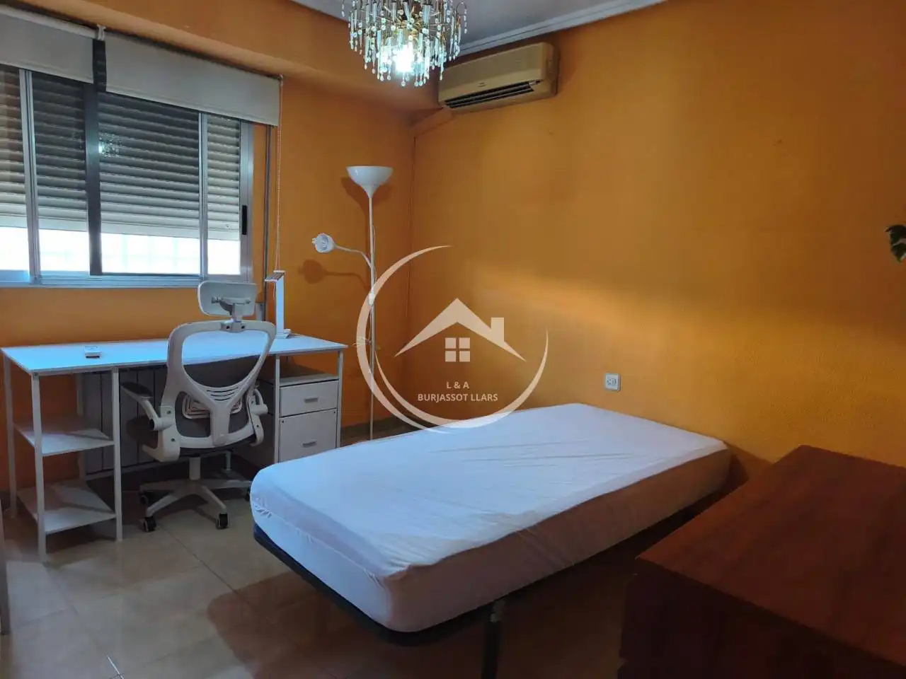 Appartamento con ascensore in affitto a Avenida Pi y Margall, imagen 16