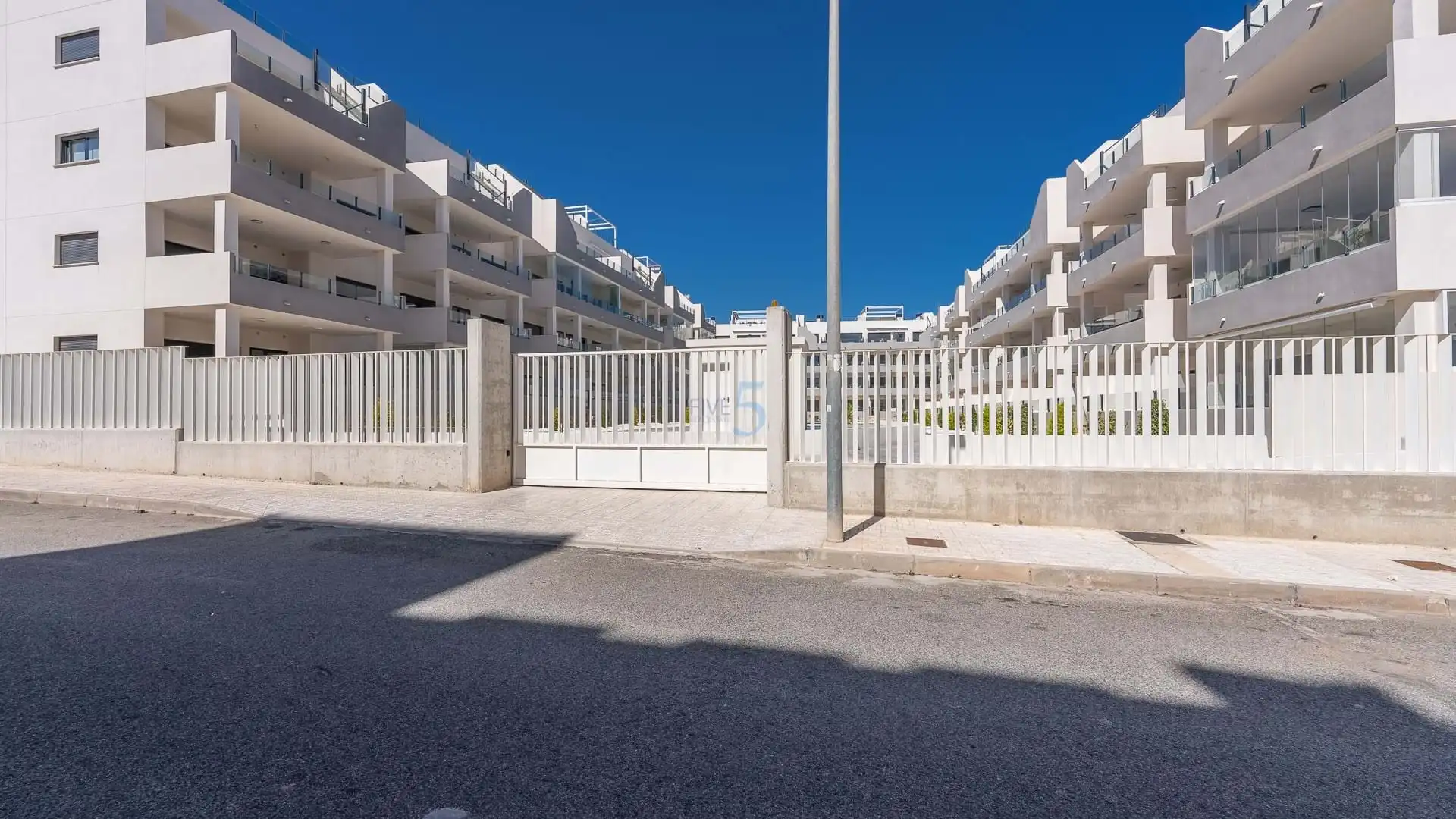 Flat with terrace for sale in Orihuela Costa, imagen 37