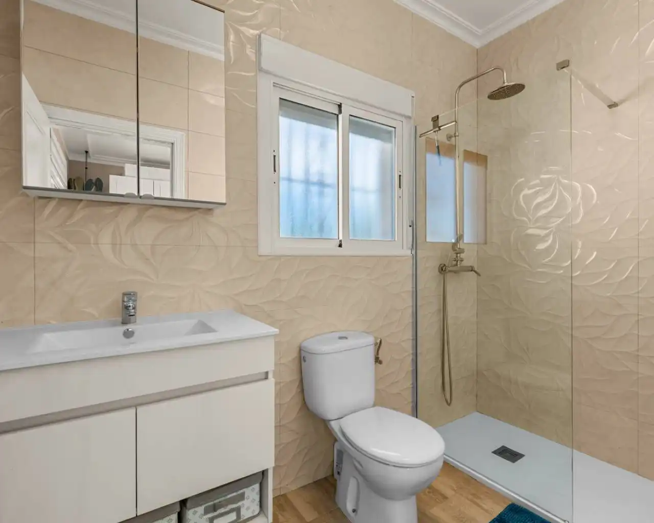 Bathroom of Houses for sale in Orihuela  with Air Conditioner, Heating and Terrace