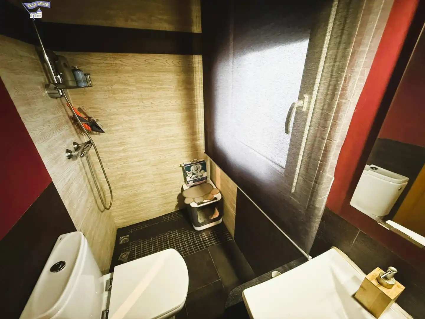 Baño de Casa o chalet en venta en Barberà del Vallès con Calefacción, Jardín privado y Parquet