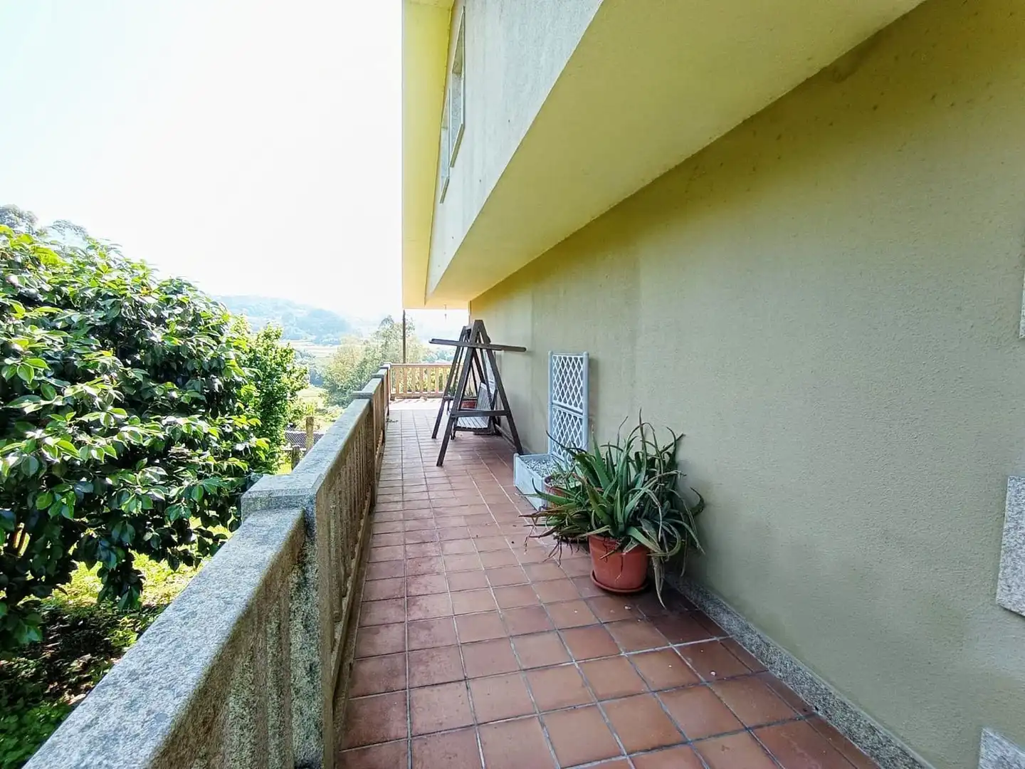 Terrassa de Casa o xalet en venda en Pontevedra Capital  amb Jardí privat, Terrassa i Traster