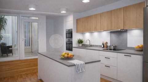 Foto 2 von Maisonette zum Verkauf in Carrer Gosol, Les Tres Torres, Barcelona Capital