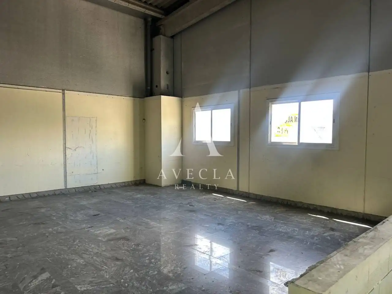 Nave industrial de alquiler en Sant Esteve Sesrovires