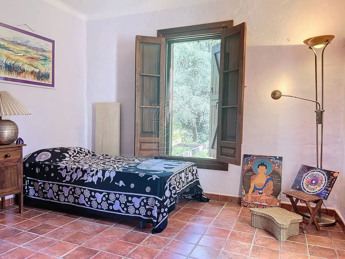 Habitación de Finca rústica en venta en Comares con Aire acondicionado, Jardín privado y Terraza