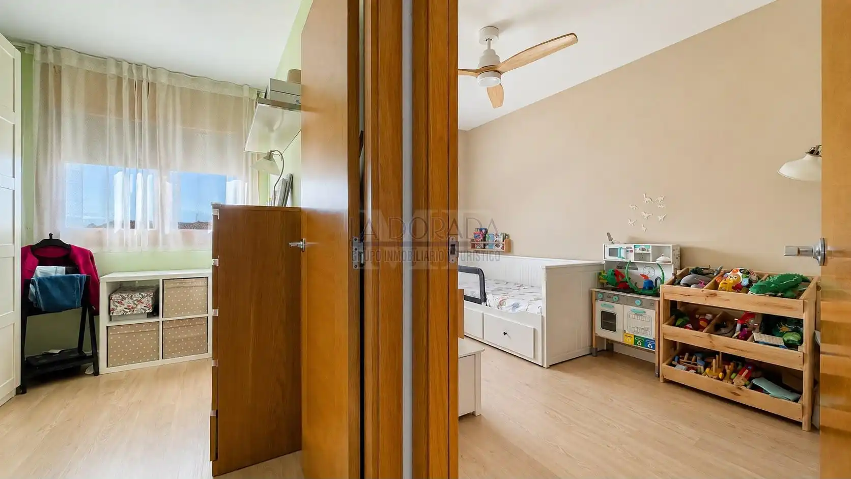 Schlafzimmer von Einfamilien-Reihenhaus zum Verkauf in Mont-roig del Camp mit Klimaanlage, Terrasse und Abstellraum
