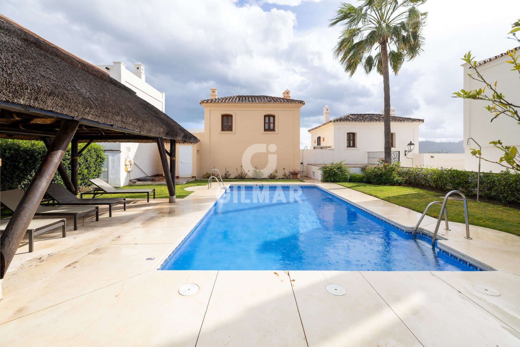 Exterior view of Single-family semi-detached for sale in Benahavís  with Heating and Swimming Pool