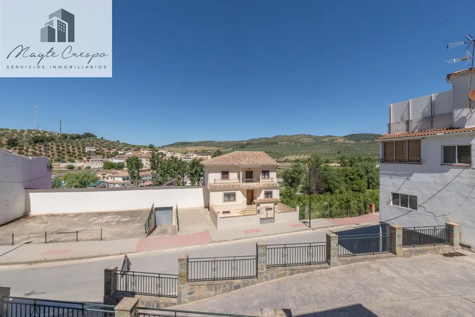 Vista exterior de Casa o chalet en venta en Benalúa de las Villas