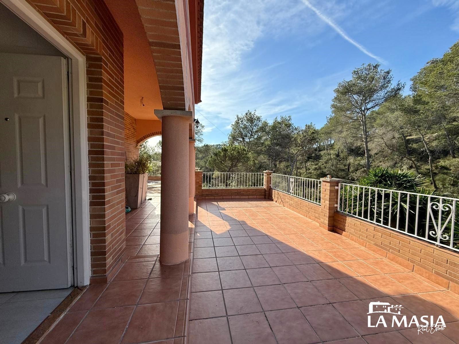 Terrassa de Casa o xalet en venda en Olivella amb Calefacció, Jardí privat i Terrassa