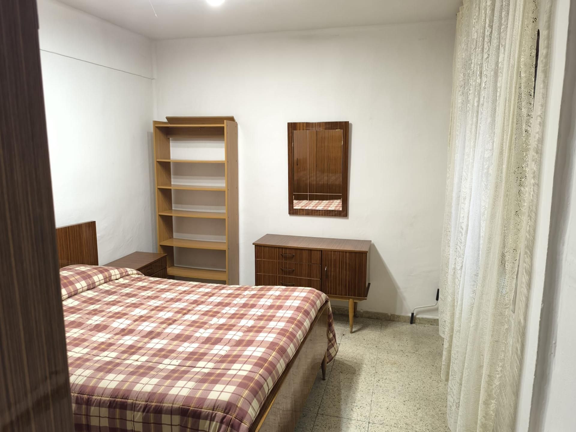Bedroom of Flat for sale in Salamanca Capital  with Heating and Balcony