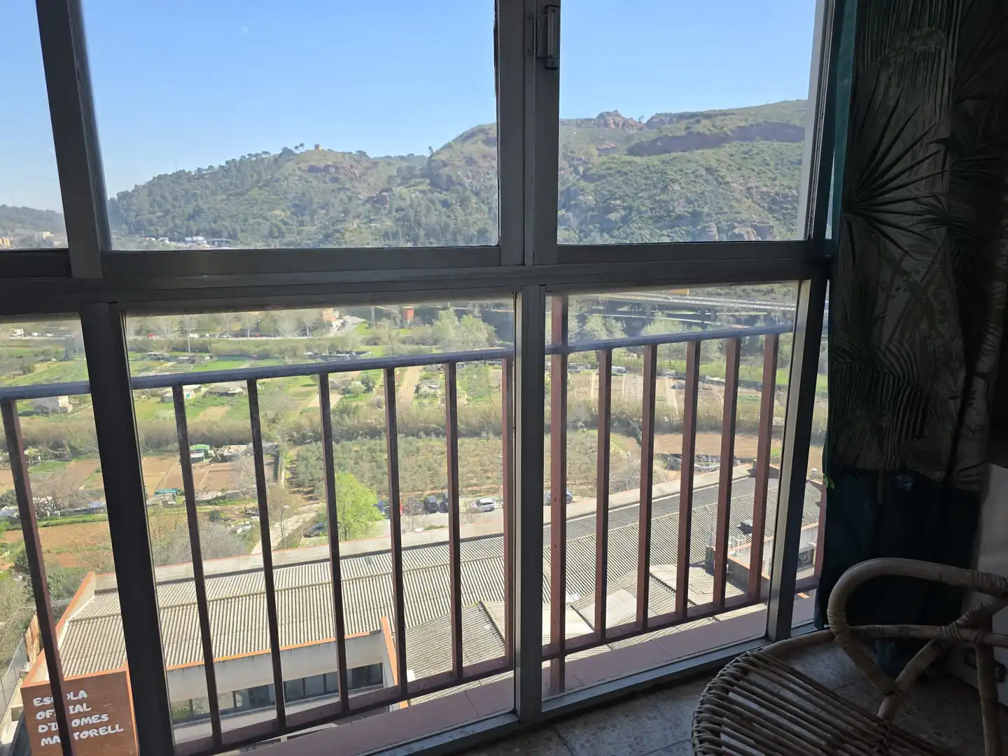 Terraza de Piso en venta en Martorell con Horno, Microondas y TV