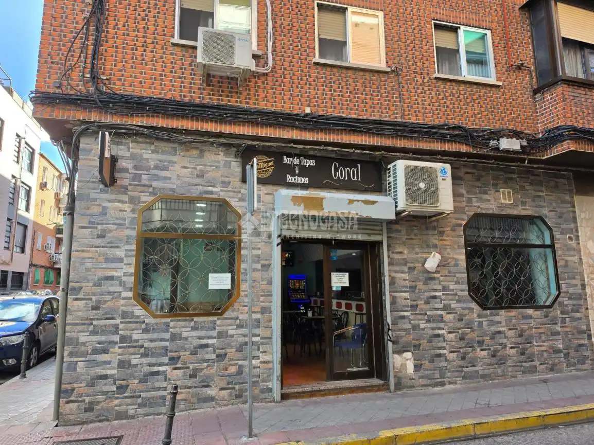 Local de lloguer en Fuenlabrada amb Aire condicionat