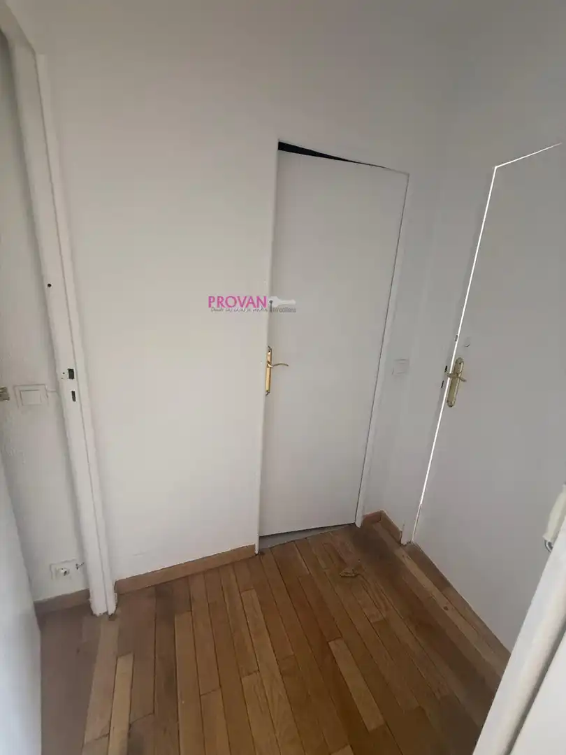 Wohnung zur Miete in Madrid mit Klimaanlage, Heizung und Parkett