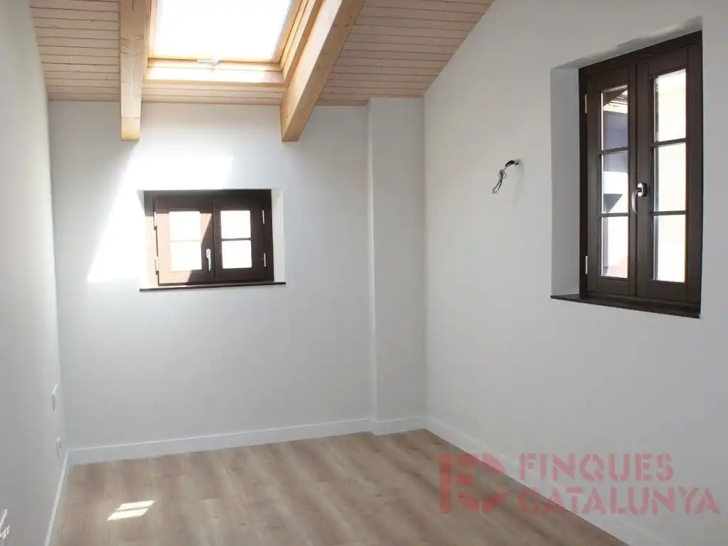Duplexes for sale in Girona  with Air Conditioner