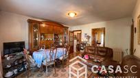 Living room of Flat for sale in Cerdanyola del Vallès  with Heating, Furnished and Balcony