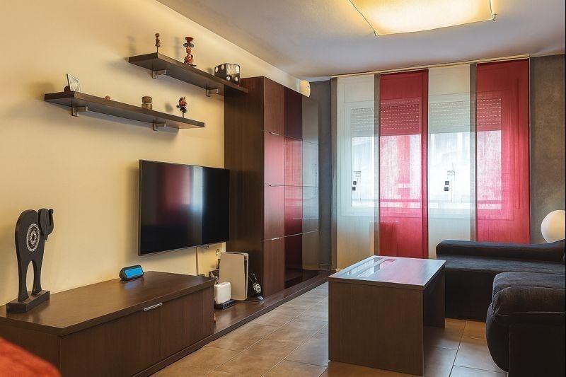 Sala d'estar de Pis en venda en Manresa amb Calefacció