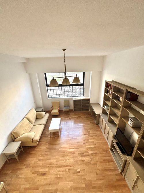 Living room of Flat to rent in  Madrid Capital  with Air Conditioner, Heating and Parquet flooring