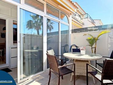 Bungalow con piscina en venta en Nueva Torrevieja - Aguas Nuevas