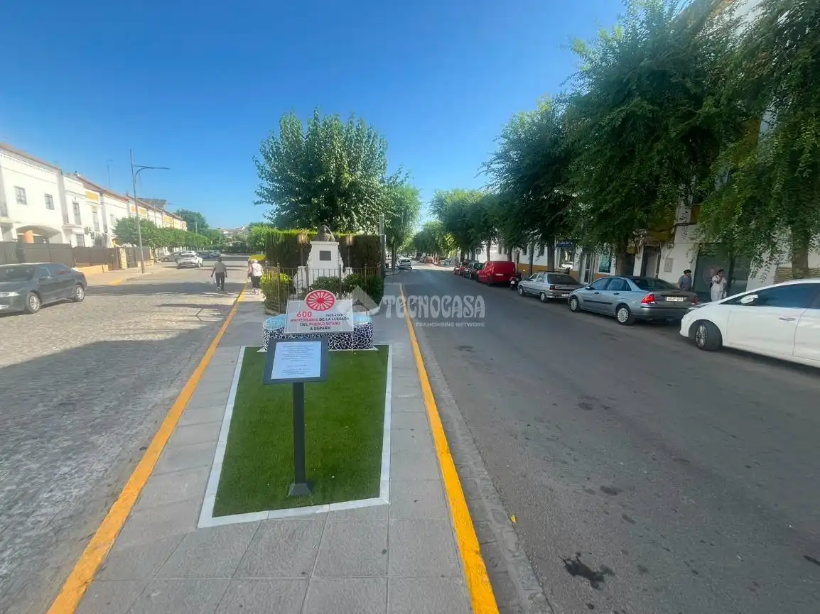 Vista exterior de Pis en venda en Écija
