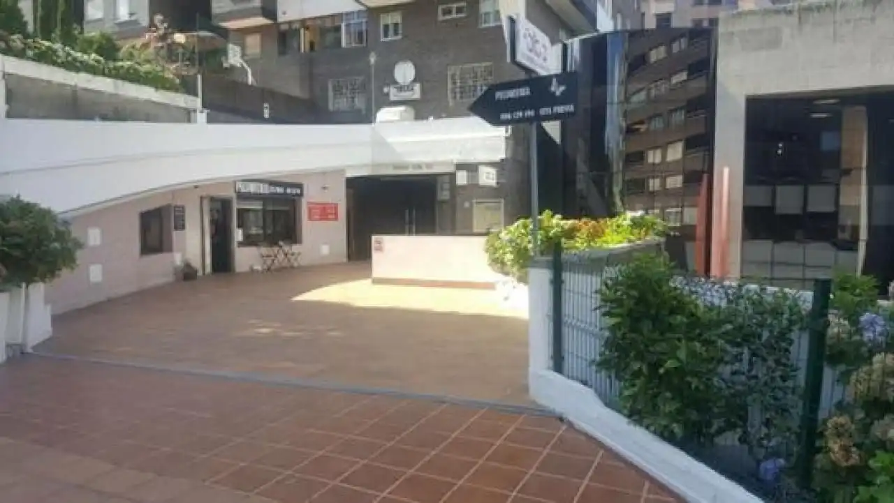 Commercial properties for rent in Sardoma - Castrelos