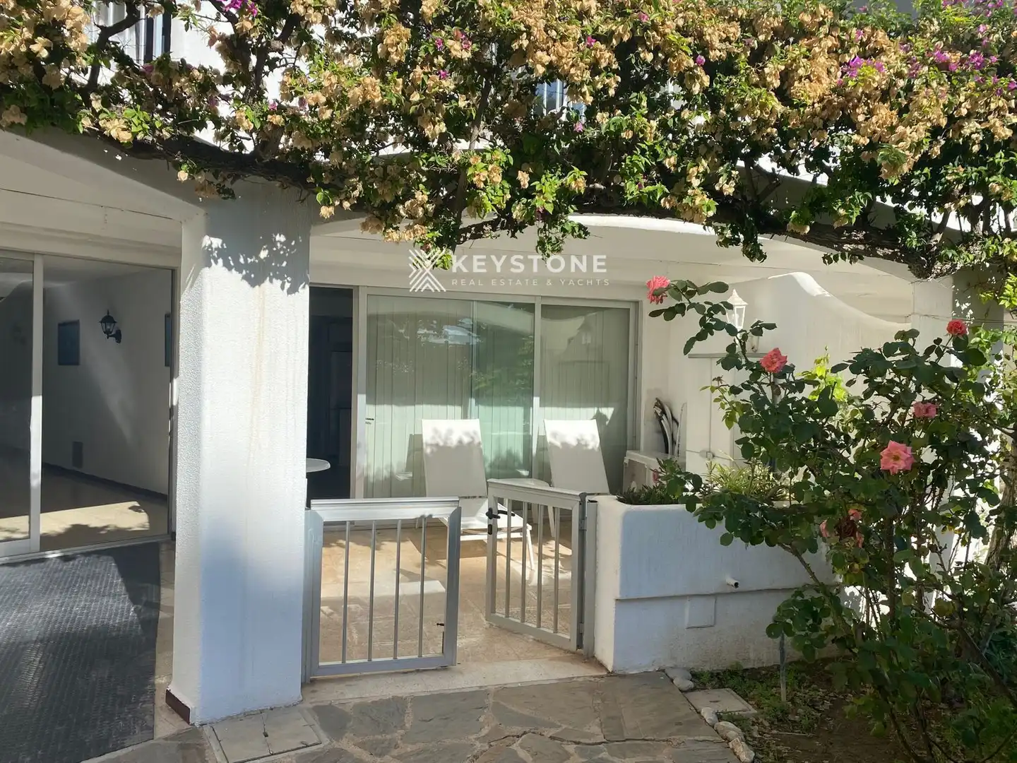 Exterior view of Flat for rent in Calvià  with Air Conditioner, Terrace and Swimming Pool