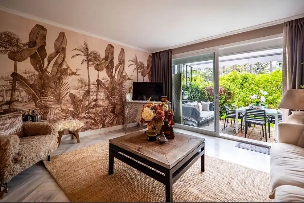 Sala d'estar de Apartament en venda en Marbella amb Aire condicionat, Moblat i Forn