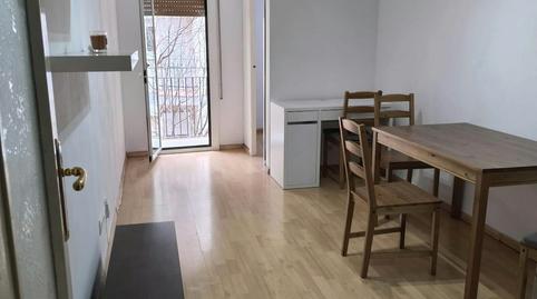 Foto 2 de Pis de lloguer a Carrer de Sant Pere, Can Serra, L'Hospitalet de Llobregat