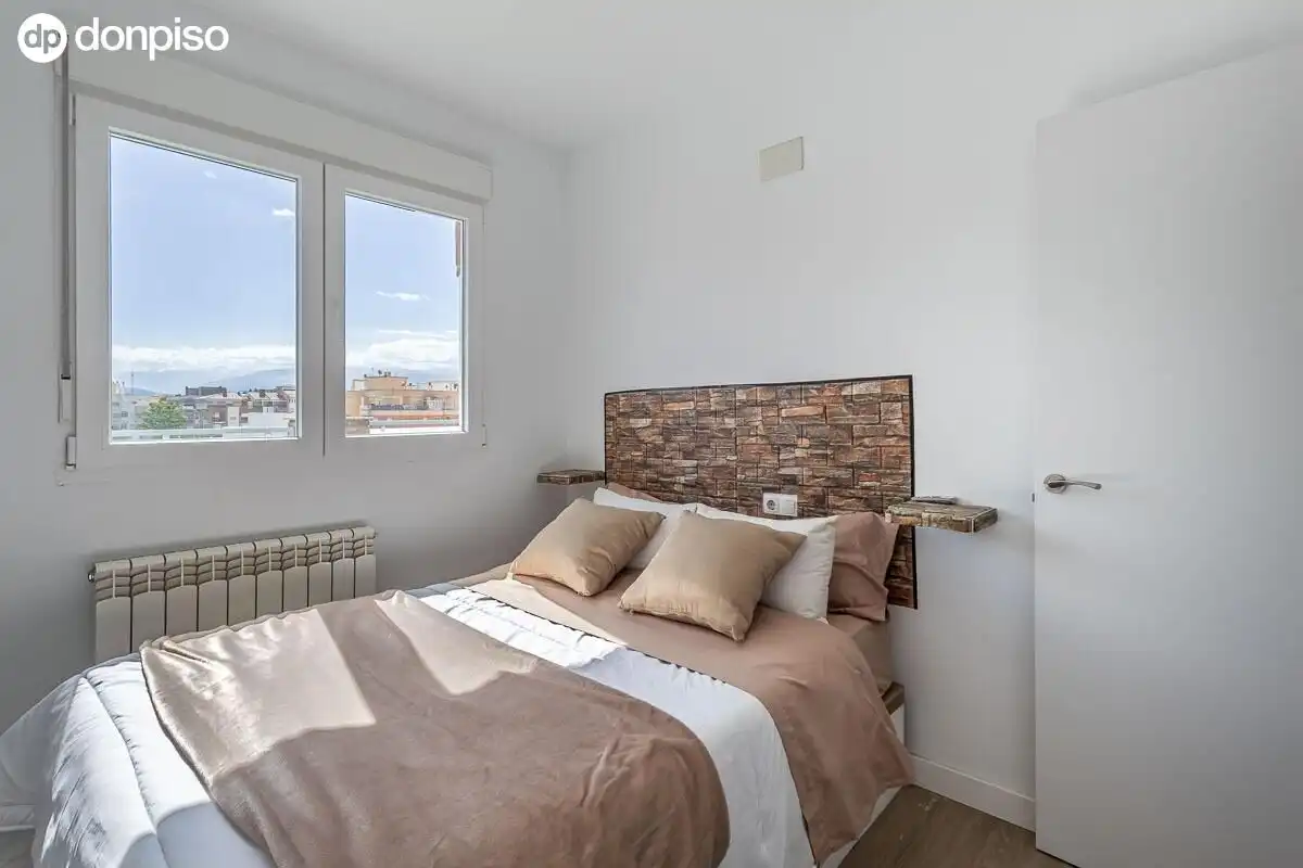 Ático en venta en Calle Calle Torrente Ballester, 3, Santa Fe
