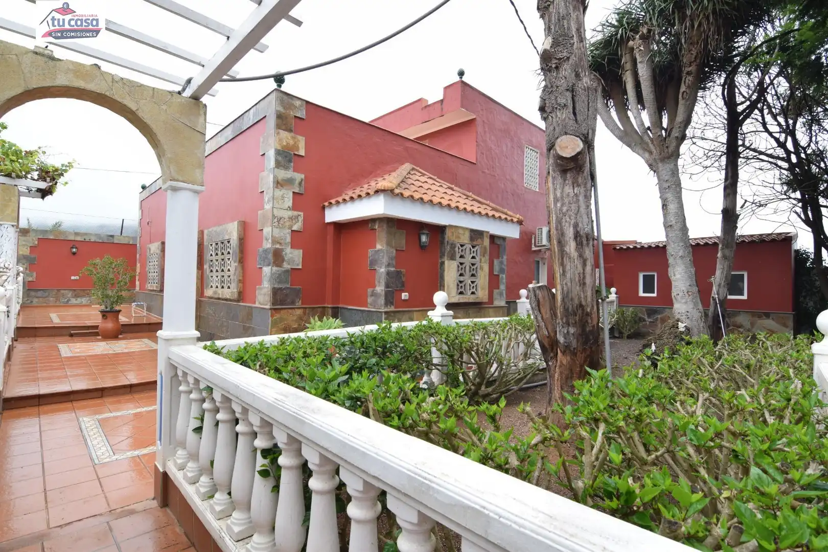 Exterior view of Houses for sale in Santa María de Guía de Gran Canaria  with Air Conditioner, Heating and Private garden