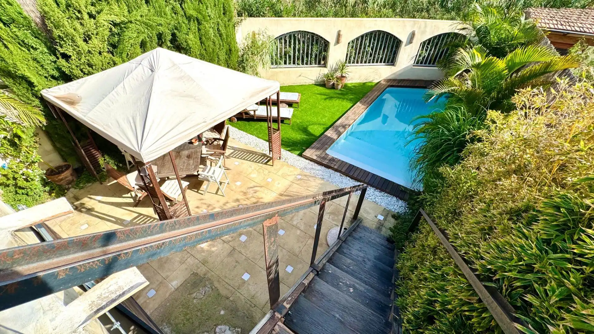 Piscina de Casa o xalet en venda en Alicante / Alacant amb Jardí privat, Terrassa i Piscina