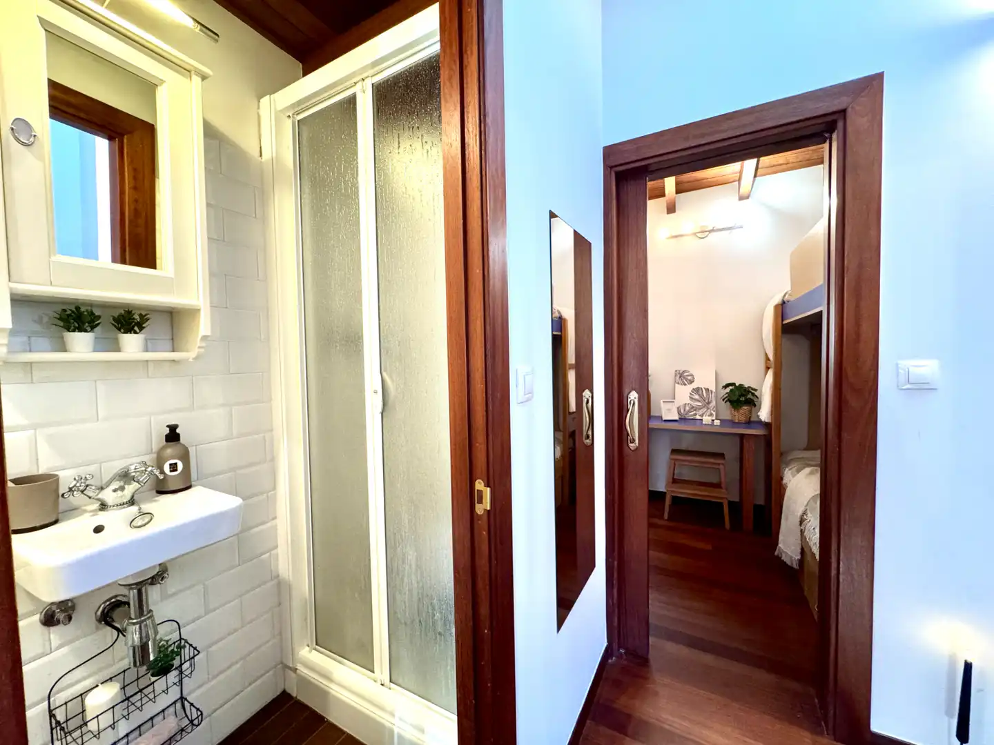 Baño de Casa adosada en venta en Villaviciosa con Calefacción, Parquet y Amueblado