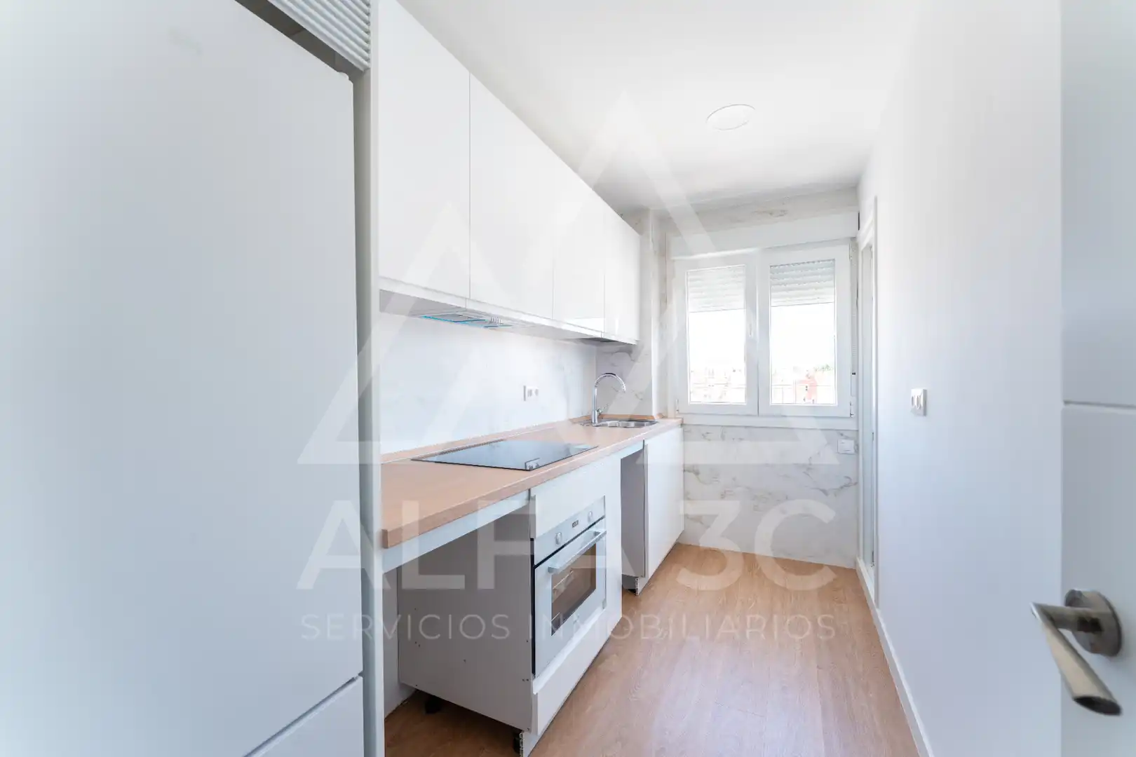 Kitchen of Flat for sale in Madrid  with Terrace