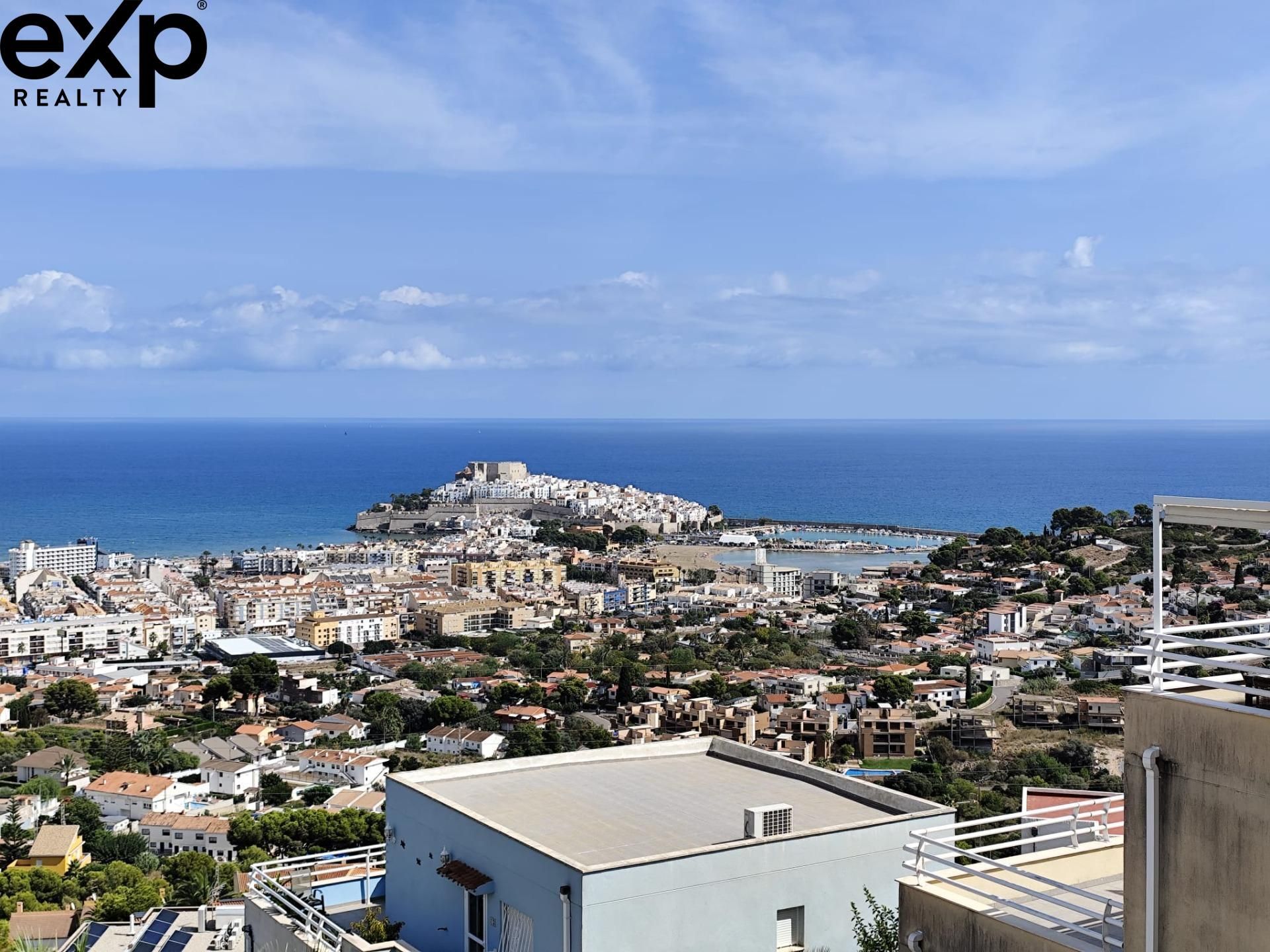 Exterior view of Flat for sale in Peñíscola / Peníscola  with Terrace and Alarm